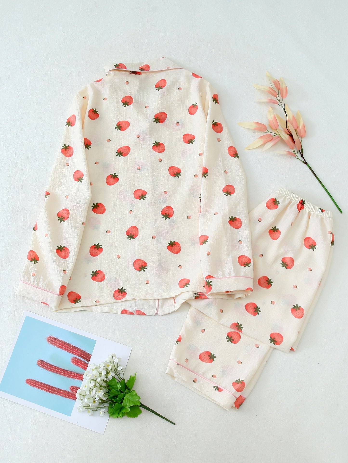 Strawberry Print Pajama Set – Shirt & Pants 🍓💤