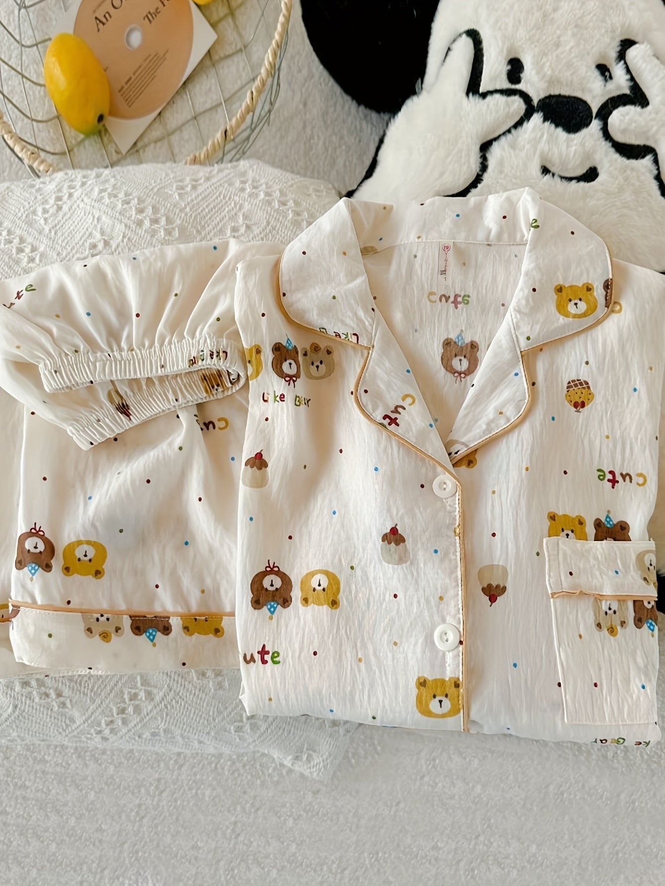 Cute Bear Print Pajama Set – Short Sleeve & Shorts 🐻✨